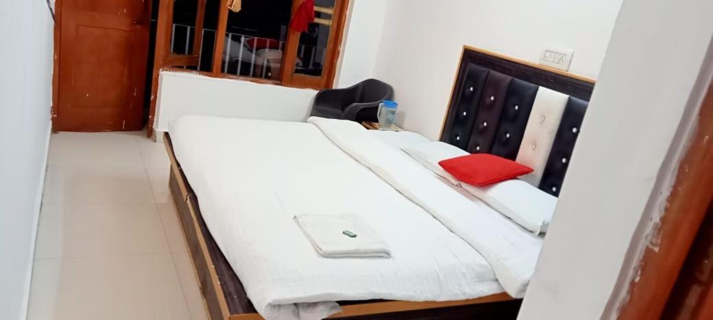 Sandeep Home Stay McLeod Ganj Dış mekan fotoğraf